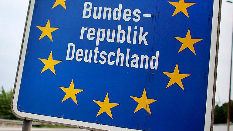 Grenze Nordrhein-Westfalen - Mit dem Binnenmarkt fielen viele Handelsschranken. Grenze Nordrhein-Westfalen - Mit dem Binnenmarkt fielen viele Handelsschranken.