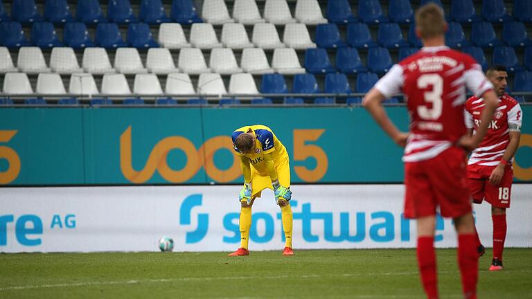 Erneut ernüchtert: die Würzburger Kickers mussten sich auch im sechsten Auswärtsspiel dieser Saison geschlagen geben.