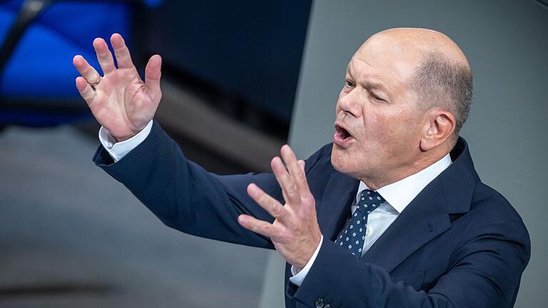 Bundestag - Scholz attackiert Merz Bundestag - Scholz attackiert Merz