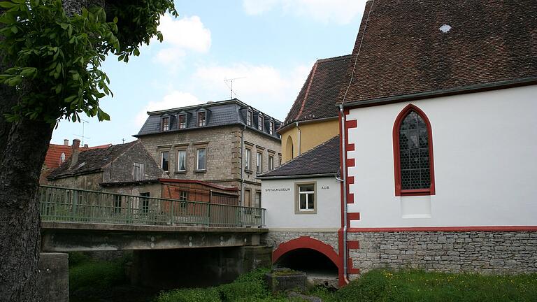 Mit einem Fest feiern die Auber am 31. März Abschied von der Gollachbrücke. Am 1. April beginnt der Neubau.&nbsp;