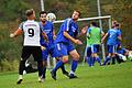 Unser Bild zeigt Daniel Kuznetzow (links) vom TSV Volkers, der zwei Tore zum Sieg beisteuerte und hier von Auras Daniel Hagemann (rechts) und Benedikt Schlereth nicht gestoppt werden kann.       -  Unser Bild zeigt Daniel Kuznetzow (links) vom TSV Volkers, der zwei Tore zum Sieg beisteuerte und hier von Auras Daniel Hagemann (rechts) und Benedikt Schlereth nicht gestoppt werden kann.