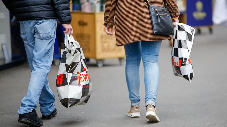 Mit dem Einkaufen wird es ab Montag in der Stadt Würzburg wieder komplizierter.