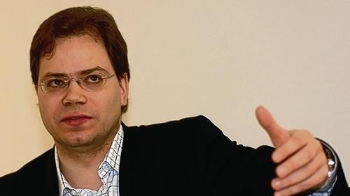 „Ich will für meine Heimatstadt Verantwortung übernehmen“: OB-Kandidat der Würzburger Liste Benedikt Kuttenkeuler.