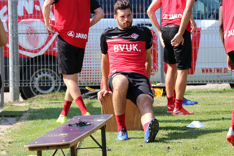 Luca Pfeiffer bei der Arbeit im Trainingslager im Schwarzwald.