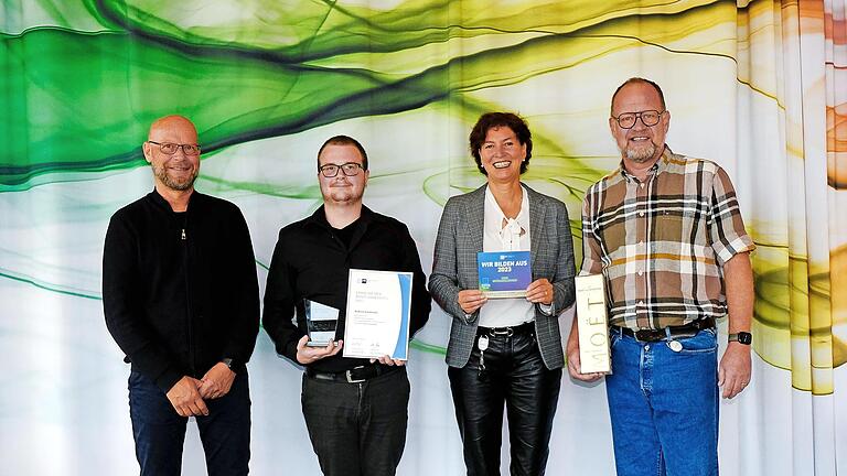 Unser Foto zeigt (von links) Jürgen Balles, Andreas Schuhmann, Dunja Köszegi und Frank Kugler.       -  Unser Foto zeigt (von links) Jürgen Balles, Andreas Schuhmann, Dunja Köszegi und Frank Kugler.