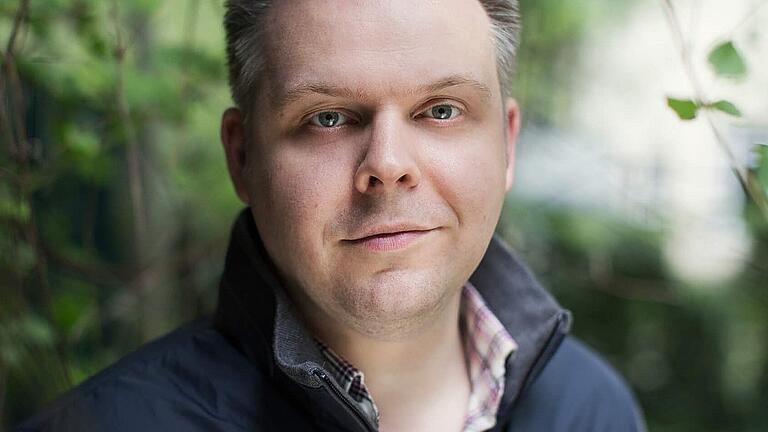 Musiker allerhöchsten Ranges am Konzertflügel: Hinrich Alpers tritt in Schweinfurt mit den Münchner Symphonikern auf. Musiker allerhöchsten Ranges am Konzertflügel: Hinrich Alpers tritt in Schweinfurt mit den Münchner Symphonikern auf.