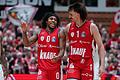 Das hat Spaß gemacht: Mike Lewis II (links) und Zac Seljaas siegten mit den Würzburg Baskets im Spitzenspiel der Basketball-Bundesliga gegen den Mitteldeutschen BC.
