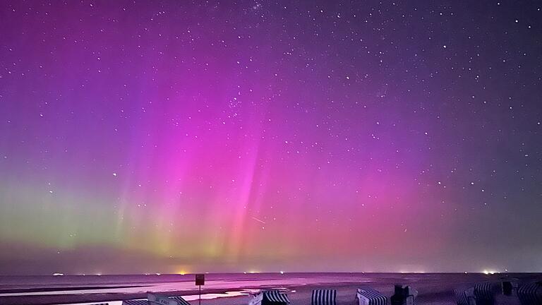 Polarlichter über der Nordsee - Diese Polarlichter waren im August über der Nordseeinsel Norderney zu sehen. (Archivbild) Polarlichter über der Nordsee - Diese Polarlichter waren im August über der Nordseeinsel Norderney zu sehen. (Archivbild)