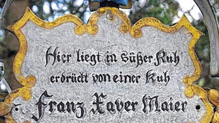 Zum Lachen auf den Friedhof