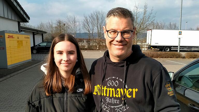 Tochter Johanna und ihr Vater Marco Schmitt sind häufiger ins Bad gekommen, finden es aber in Ordnung, nun auch mal zu verzichten. Tochter Johanna und ihr Vater Marco Schmitt sind häufiger ins Bad gekommen, finden es aber in Ordnung, nun auch mal zu verzichten.