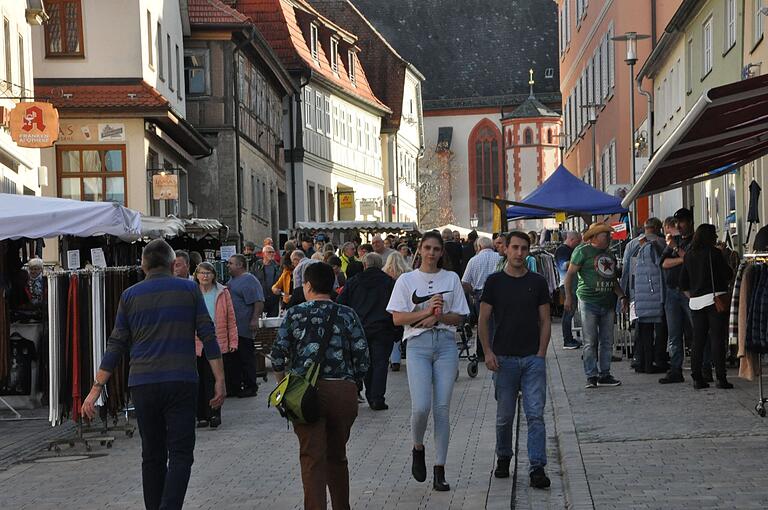 Die Grüne-Markt-Straße war im letzten Jahr bei angenehmen Temperaturen gut besucht.