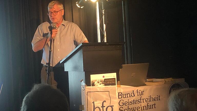 Martin Pfeiffer führte in Stephen Hawkings Leben und Werk ein Martin Pfeiffer führte in Stephen Hawkings Leben und Werk ein