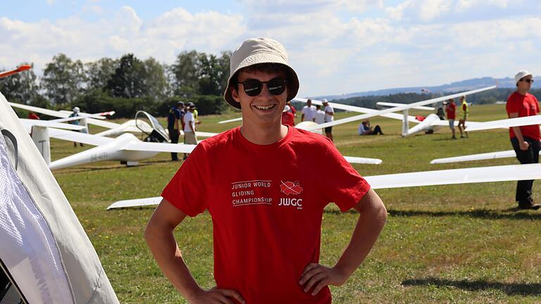 Eric Schneider von der Flugsportgruppe Hammelburg bei der Segelflug-WM für Junioren in Tschechien.