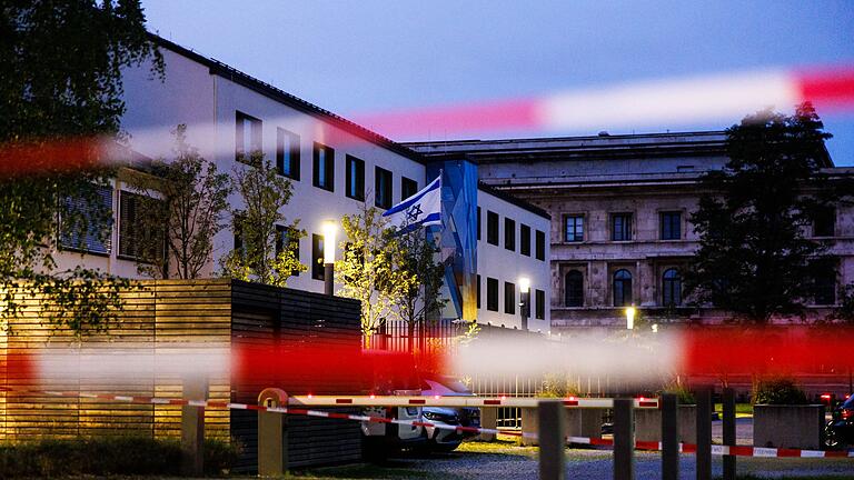 Nach Schüssen mit einem Toten in München       -  Der 18-Jährige hatte unter anderem auf das israelische Generalkonsulat geschossen. (Archivbild)