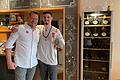 Für die Fernsehsendung 'Mein Lokal, Dein Lokal' ist Mike Süsser (links) in der dritten Folge in Steven Tripolis (rechts) Restaurant 'Ewig Leben' zu Gast.