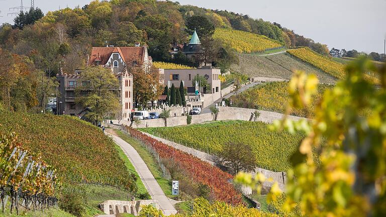 Steinburg-Hotelier Lothar Bezold klagt gegen&nbsp;die Schließung der Gastronomie und das Übernachtungsverbot zu rein touristischen Zwecken wegen Corona.