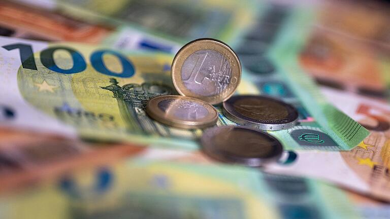 Der Angeklagte hatte das Geld für einen Bekannten angenommen, erklärte er vor dem Amtsgericht Gemünden. Der Angeklagte hatte das Geld für einen Bekannten angenommen, erklärte er vor dem Amtsgericht Gemünden. 