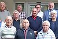 Sein 70-jähriges Gründungsfest feierte der VdK-Ortsverband Grettstadt/Dürrfeld. Ortsvorsitzender Ludwig Schreiner (vorne Mitte) ehrte dabei langjährige Mitglieder. Im Bild (vorne von links) Konrad Popp und Gertraud Dotzel, (Mitte) Werner Reuß, Ernst Östreicher, Elisabeth Haupt vom VdK-Kreisverband, (hinten) Wolfgang Münzer, Franz-Josef Dotzel, Dieter Englert und Bürgermeister Ewald Vögler.