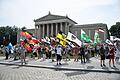 Demonstration von Reichsbürgern in München       -  Hunderte Reichsbürger demonstrieren in München für ihre Ziele.