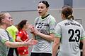 Der HSG Pleichach mit (von links) Franziska Peter, Antonia Karakoc und Ina Simon steht in der Handball-Oberliga Bayern Nord der Frauen ein spannendes Saisonfinale bevor. Im Derby gegen die TSG Estenfeld benötigten die Pleichacherinnen einen Sieg, um nicht in die Relegation zu müssen, sollte Konkurrent SG Helmbrechts/Münchberg seine beiden letzten Spiele gewinnen.