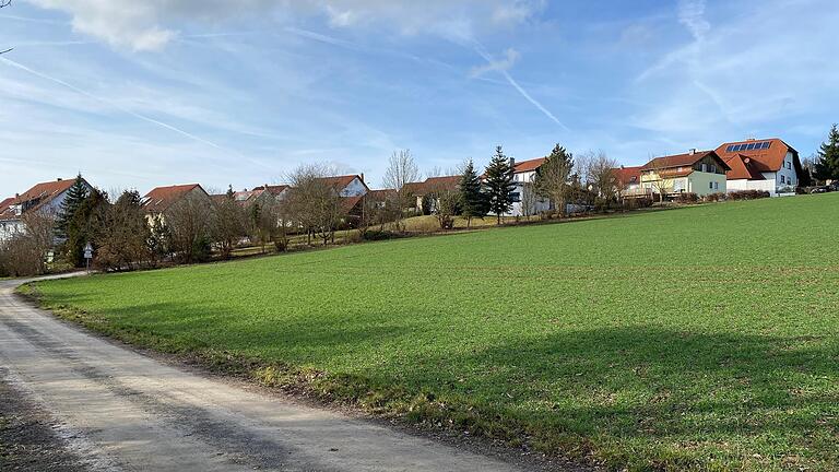 In der 'Leilade' am östlichen Rand von Hollstadt sollen neue Bauplätze entstehen.