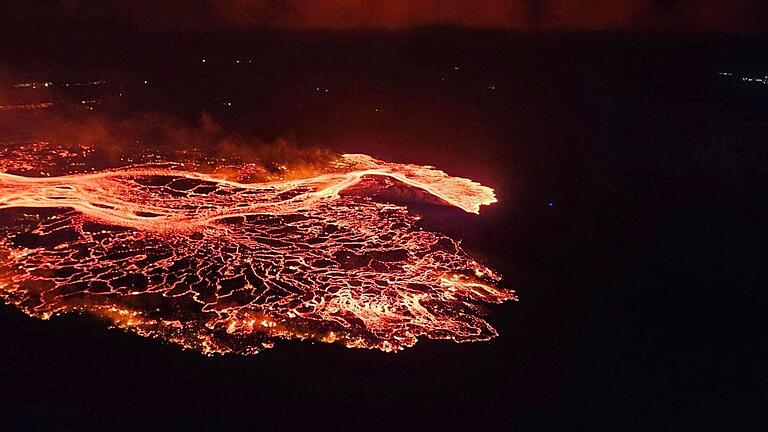 Vulkanausbruch auf Island - Es ist der sechste Ausbruch des Vulkans im Südwesten von Island. Vulkanausbruch auf Island - Es ist der sechste Ausbruch des Vulkans im Südwesten von Island.