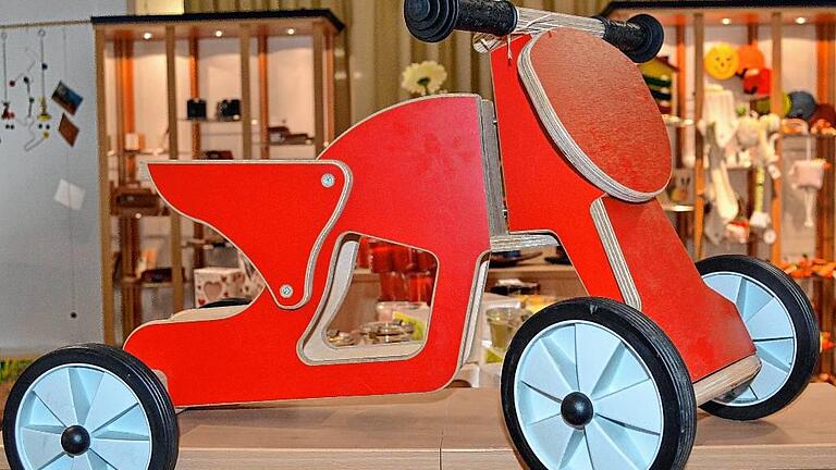 Solch ein flottes Motorrad möchte doch jedes Kind gern besitzen.