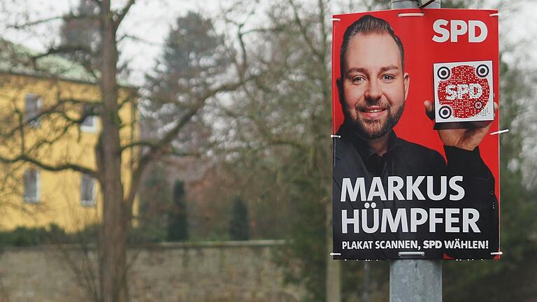 Ein Wahlplakat zur Bundestagswahl des SPD-Abgeordneten Markus Hümpfer aus Schonungen, hier in Kitzingen. Ein Wahlplakat zur Bundestagswahl des SPD-Abgeordneten Markus Hümpfer aus Schonungen, hier in Kitzingen.