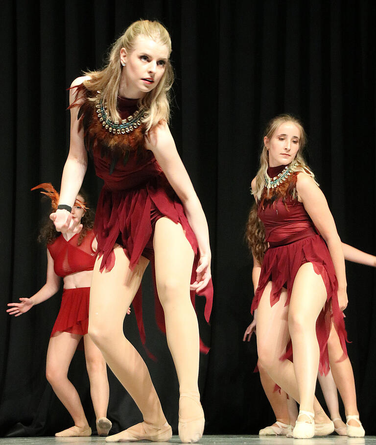 Beim Finalstück 'König der Löwen' standen 133 Tänzerinnen und Tänzer auf der Bühnedes Ballettvereins 'Joy of ballett'