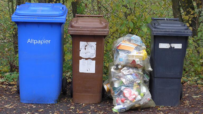 Der Gelbe Sack gehört im Landkreis Würzburg bald nicht mehr zum Straßenbild: Die Gelbe Tonne kommt.