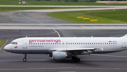 Airbus       -  Ein Airbus A320 der Fluggesellschaft Germanwings auf dem Flughafen Düsseldorf. Foto: Dominik Günther