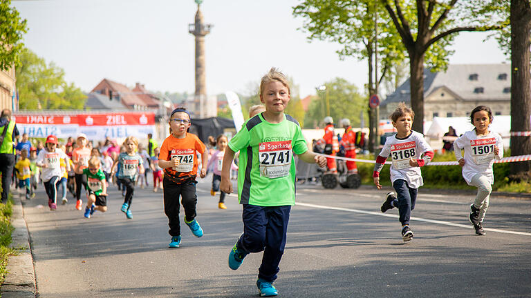 Beim Schnupperlauf können alle bis Jahrgang 2015 mitlaufen. Die Strecke beträgt 600m.