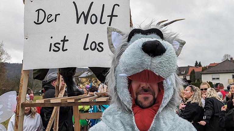 Gut besucht war der Faschingszug in Steinach. Gut besucht war der Faschingszug in Steinach.