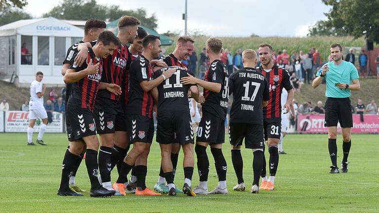 Kann der TSV Aubstadt im Auswärtsspiel gegen Wacker Burghausen den dritten Sieg in Folge bejubeln?