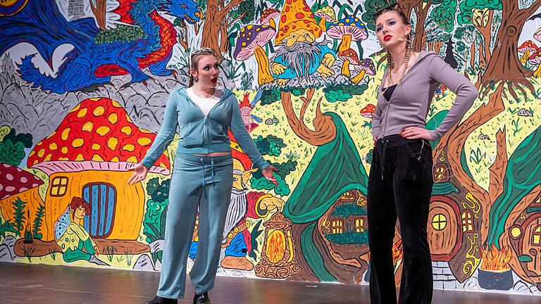 Auf dem Weg ins Bürgermeisteramt: Die 'Thunderchicks' (Hannah Heidenfelder und Mia Reckentin). Auf dem Weg ins Bürgermeisteramt: Die 'Thunderchicks' (Hannah Heidenfelder und Mia Reckentin).