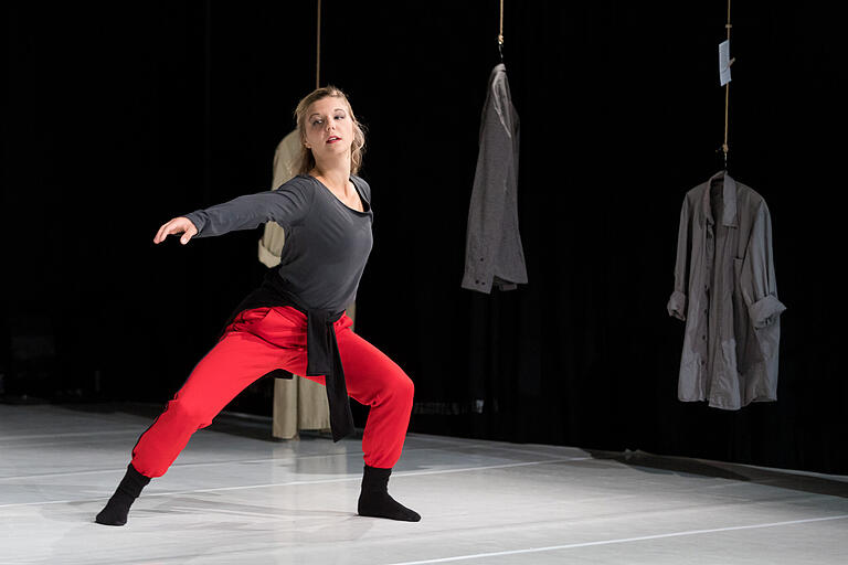 Tänzerin Lilly Bendl im Tanzspeicher Tänzerin Lilly Bendl im Tanzspeicher