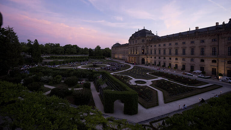 Residenz       -  Die Residenz zu fotografieren könnte für Facebook-Nutzer künftig Ärger bedeuten.