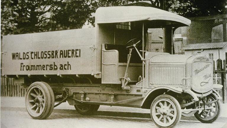 1912 bekam die Waldschlossbrauerei das erste Auto, einen Mannesmann Mulag. 1912 bekam die Waldschlossbrauerei das erste Auto, einen Mannesmann Mulag.
