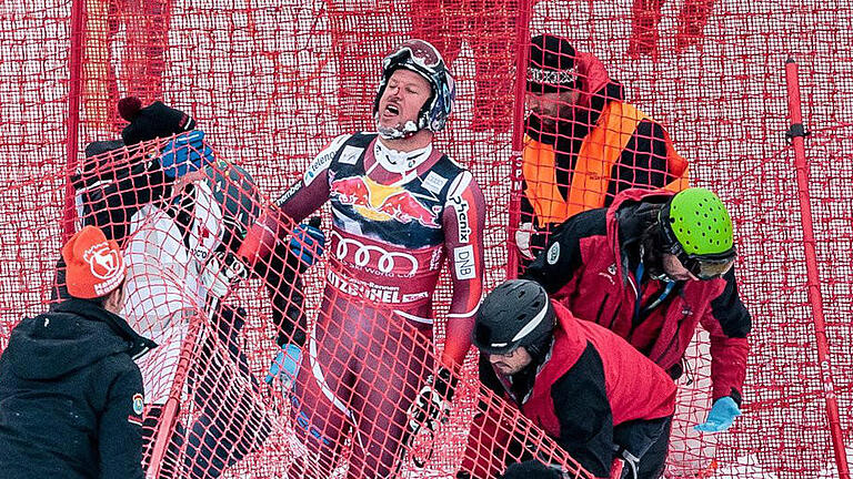 Dramatisch       -  Aksel Lund Svindal kämpft noch immer mit den Folgen seines Sturzes in Kitzbühel. Foto: EPA/EXPA/JFK