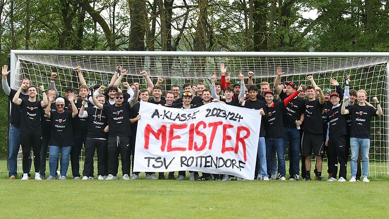 Der TSV Rottendorf ist Meister in der A-Klasse Würzburg 3. Die Rottendorfer mussten dafür gar nicht mehr antreten, sondern bekamen die entscheidenden drei Punkte am grünen Tisch zugesprochen. Der TSV Rottendorf ist Meister in der A-Klasse Würzburg 3. Die Rottendorfer mussten dafür gar nicht mehr antreten, sondern bekamen die entscheidenden drei Punkte am grünen Tisch zugesprochen.