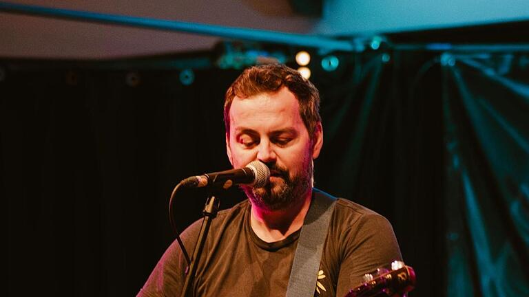 Großartige Musik und spannende Geschichten: Rob Moir aus Kanada.