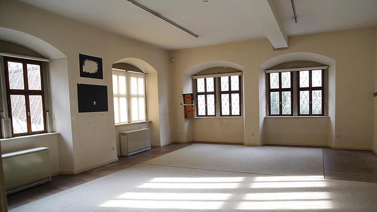 Im Alten Gymnasium soll ein 'Aktionshaus' entstehen, das früher dort beheimatete Stadtmuseum wird in die Alte Reichsvogtei verlagert.