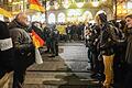In der Würzburger Innenstadt standen sich am Montagabend Pegida-Demonstranten und -Gegner gegenüber.