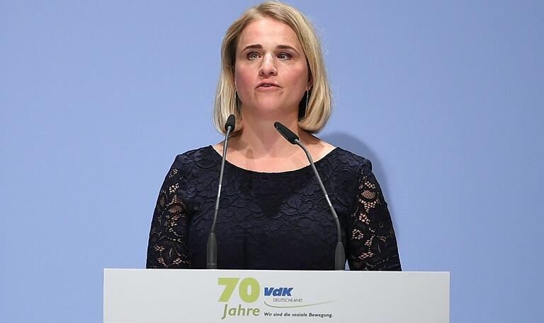 Die mehrfache Weltmeisterin und Paralympics-Siegerin Verena Bentele ist Präsidentin des Sozialverbandes VdK. Bentele kommt am 8. Oktober nach Kitzingen. Die mehrfache Weltmeisterin und Paralympics-Siegerin Verena Bentele ist Präsidentin des Sozialverbandes VdK. Bentele kommt am 8. Oktober nach Kitzingen.