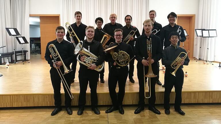 HfM BRASS - das ist das Blechbläserensemble der Würzburger Musikhochschule. HfM BRASS - das ist das Blechbläserensemble der Würzburger Musikhochschule.
