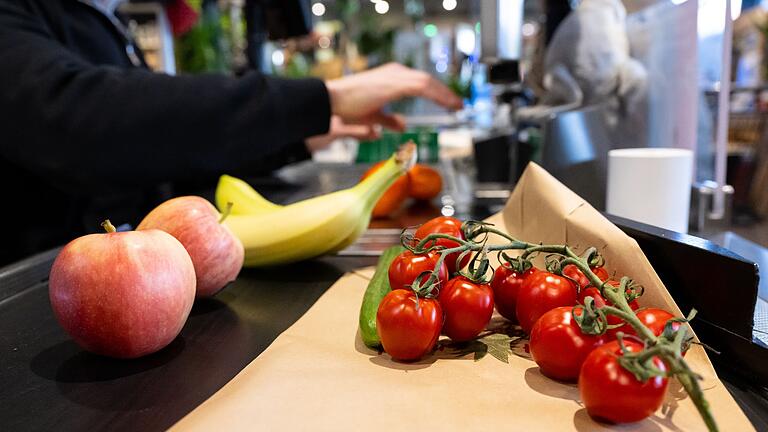 Inflation.jpeg - Am Montag beginnen die Tarifverhandlungen im bayerischen Einzelhandel. Inflation.jpeg - Am Montag beginnen die Tarifverhandlungen im bayerischen Einzelhandel.