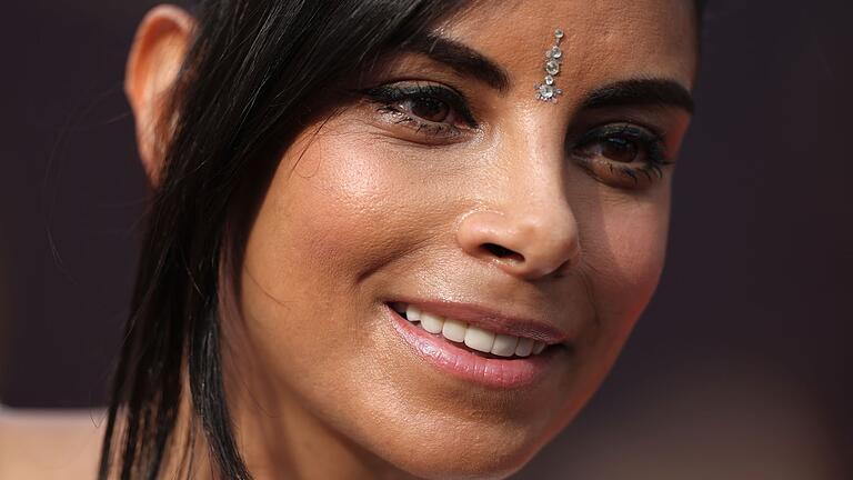 Collien Ulmen-Fernandes - Collien Ulmen-Fernandes: „Die reaktionäre Weltsicht von Trump und seinen Adlaten besorgt mich sehr.” Collien Ulmen-Fernandes - Collien Ulmen-Fernandes: „Die reaktionäre Weltsicht von Trump und seinen Adlaten besorgt mich sehr.”