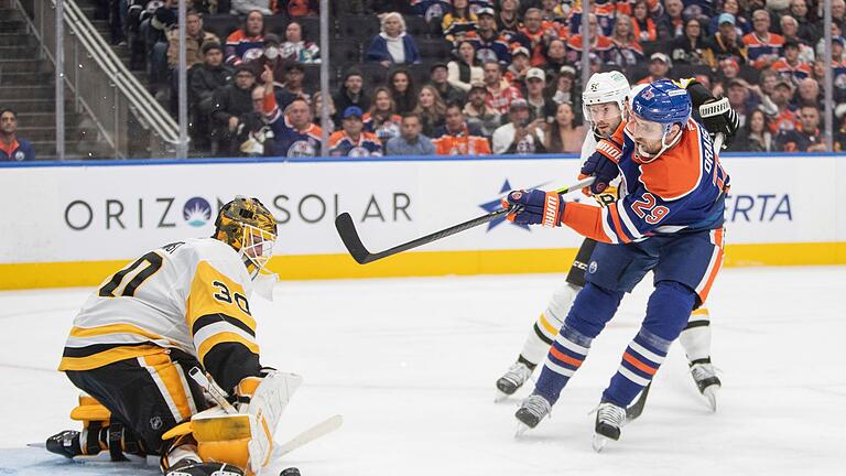 Edmonton Oilers - Pittsburgh Penguins       -  Leon Draisaitl (29) erzielte für die Edmonton Oilers gegen die Pittsburgh Penguins sein viertes Tor der Saison.