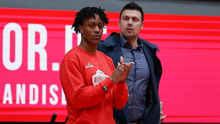 Muss aktuell mit einer Schulterverletzung pausieren und fällt wohl noch länger aus: C.J. Bryce vom Basketball-Bundesligisten Würzburg Baskets