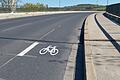 Vor allem die Schutzstreifen für Radfahrende, die beidseitig auf halber Strecke der Brücke enden, lassen die Verkehrsteilnehmenden rätseln.